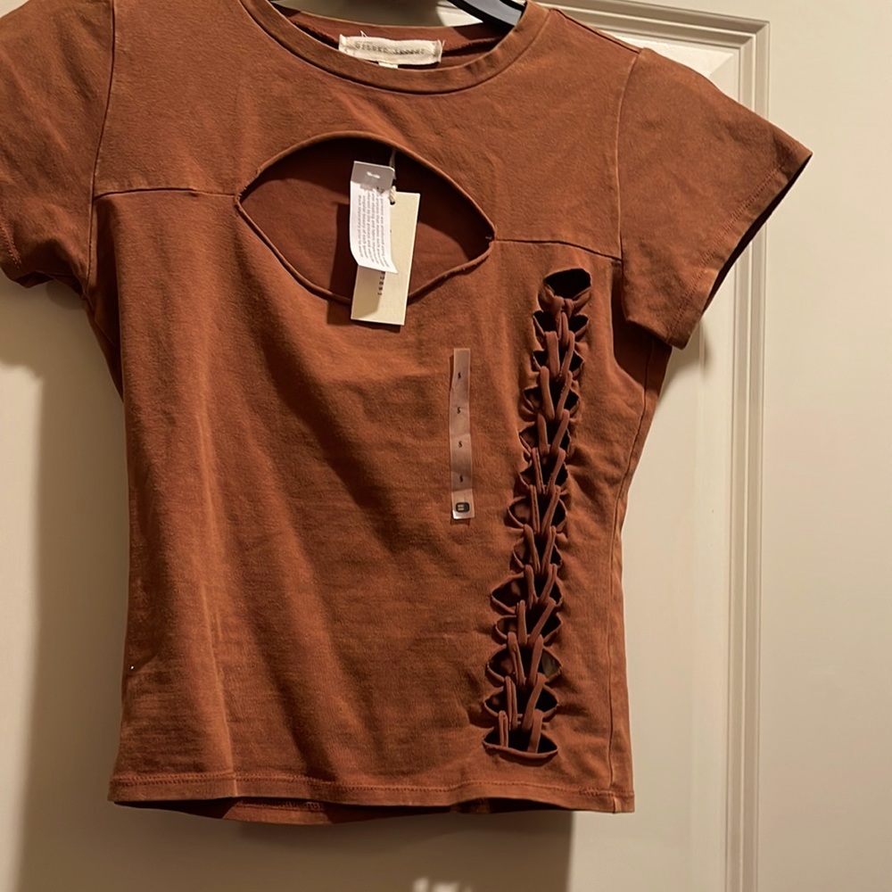 Buckle shirt